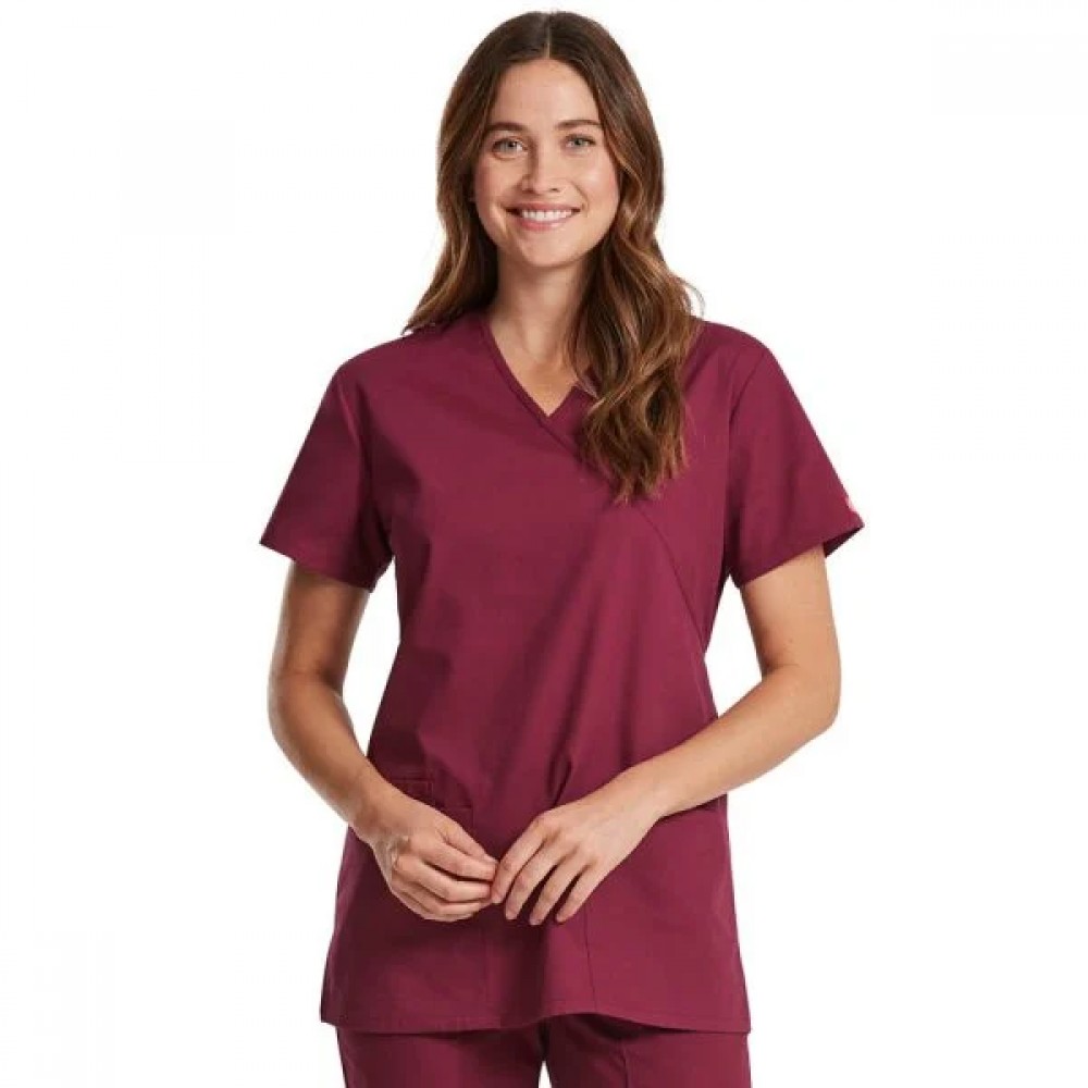  Μπλούζα Γυναικεία Με Σταυρωτή Λαιμόκοψη